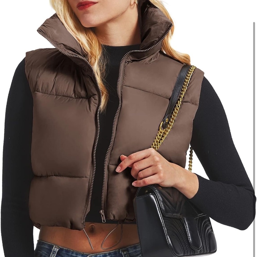 New Brown Crop Puffer Vest Size Small
